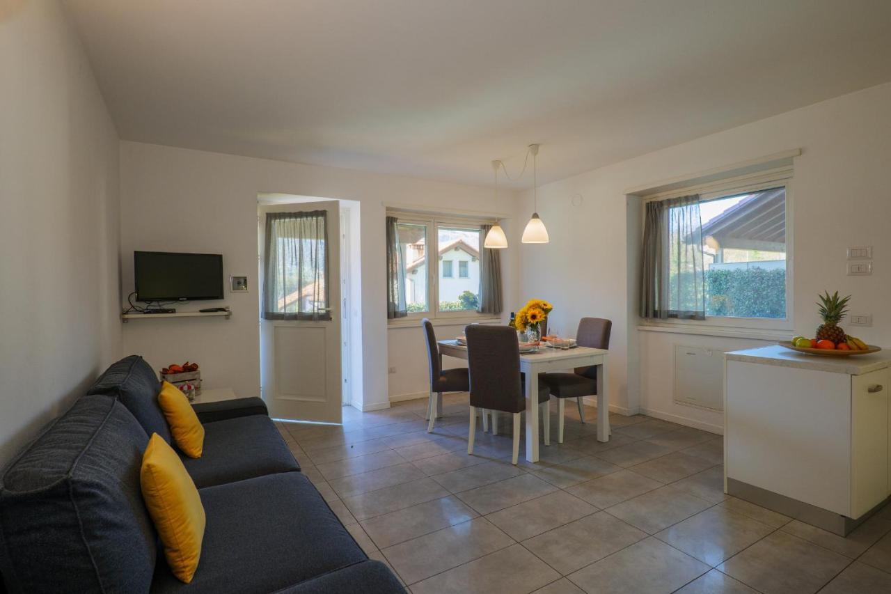 Residence Girasole Casa Rossa A Колико Экстерьер фото